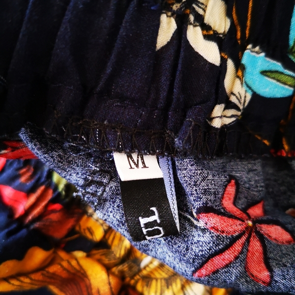 Zaful Shorts Medium - Picture 4 of 4